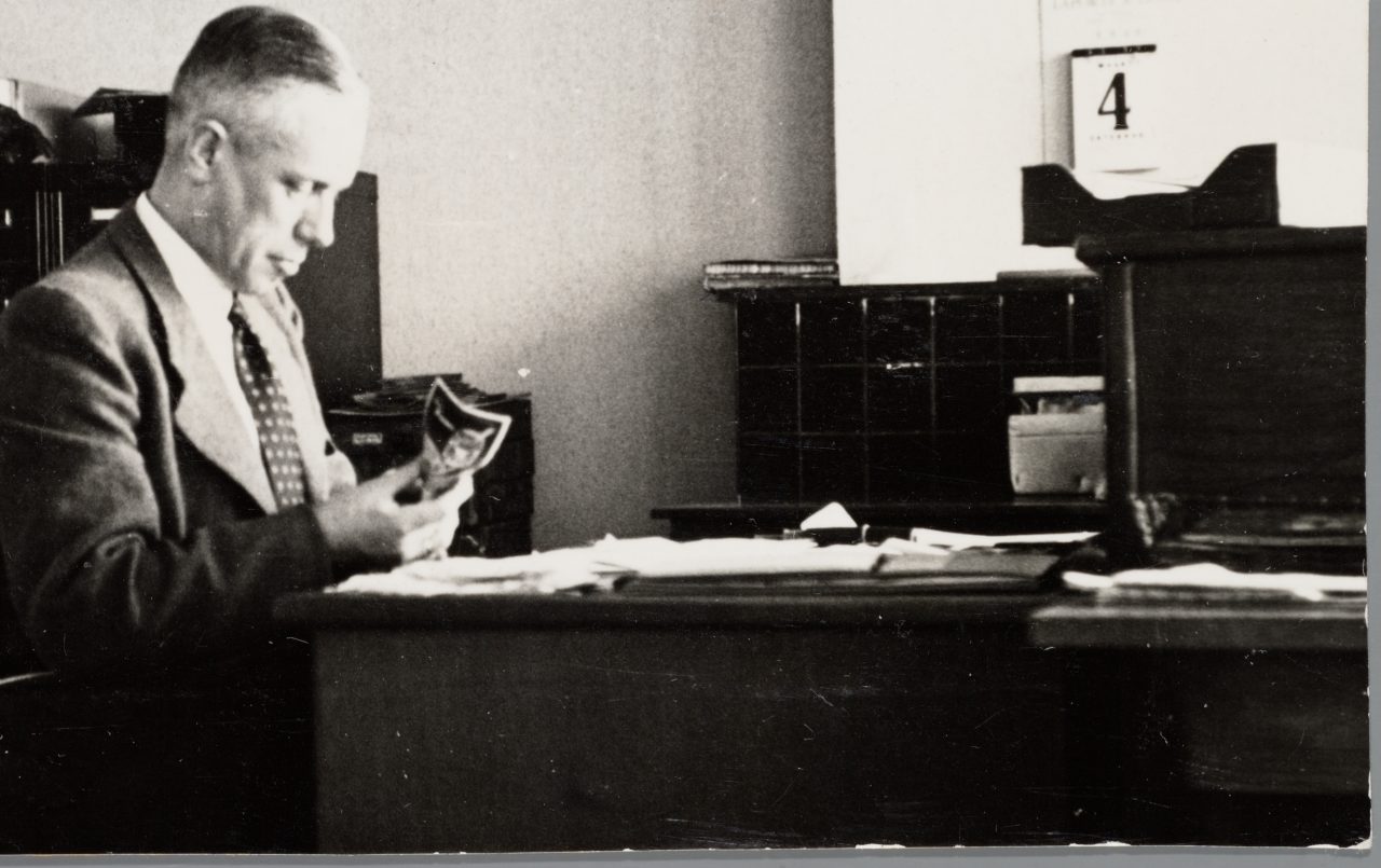 EKS001000026, 22-04-2005, 09:00,  8C, 4722x3774 (577+2398), 100%, NAA, 1/120 s, R38.9, G12.9, B7.3